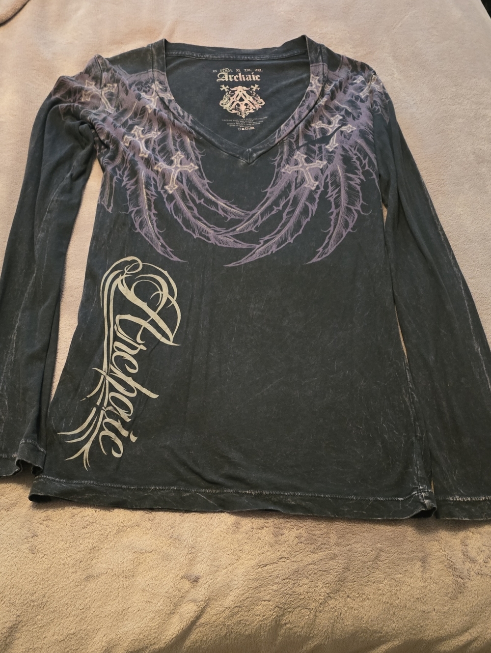 Archaic Women's Black Long Sleeve V-Neck Tee with Purple Feather Graphic